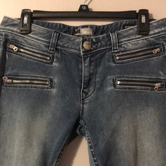 Express REROCK low rise Ankle zip Jean legging - Picture 3 of 5